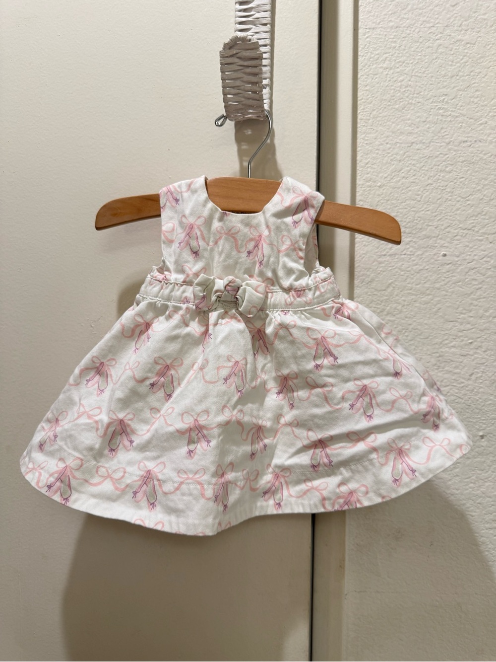 Kate Spade White and Pink Bow-Print baby Dress 6 months